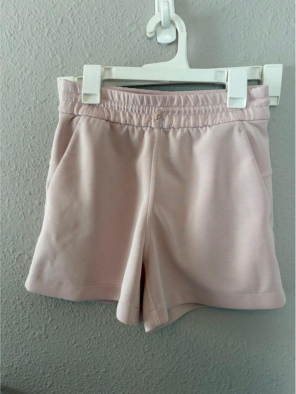 Lululemon Softstreme High Rise Short Strawberry Milkshake Pink size 2. Very mino